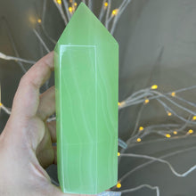 Load image into Gallery viewer, XL Green Calcite Tower (Very Rare!)
